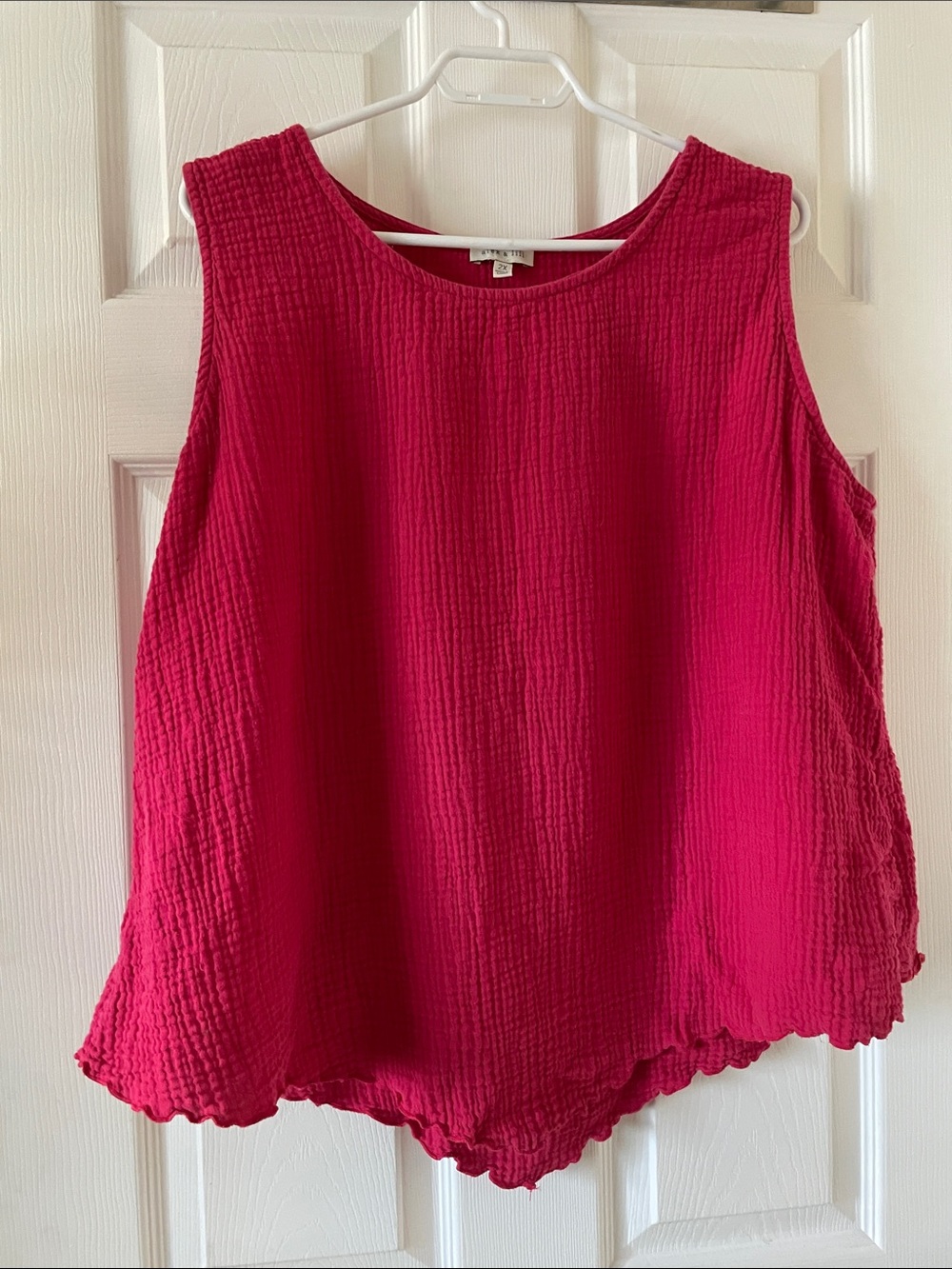 Cotton gauze dark pink tank top 2X